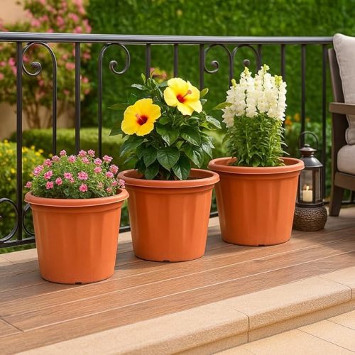 UGAOO 14-Inch Brown Handmade Decorative Plant Pots Set of 3